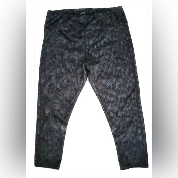 Women’s Geometric Print Athletic Leggings - Picture 3 of 6